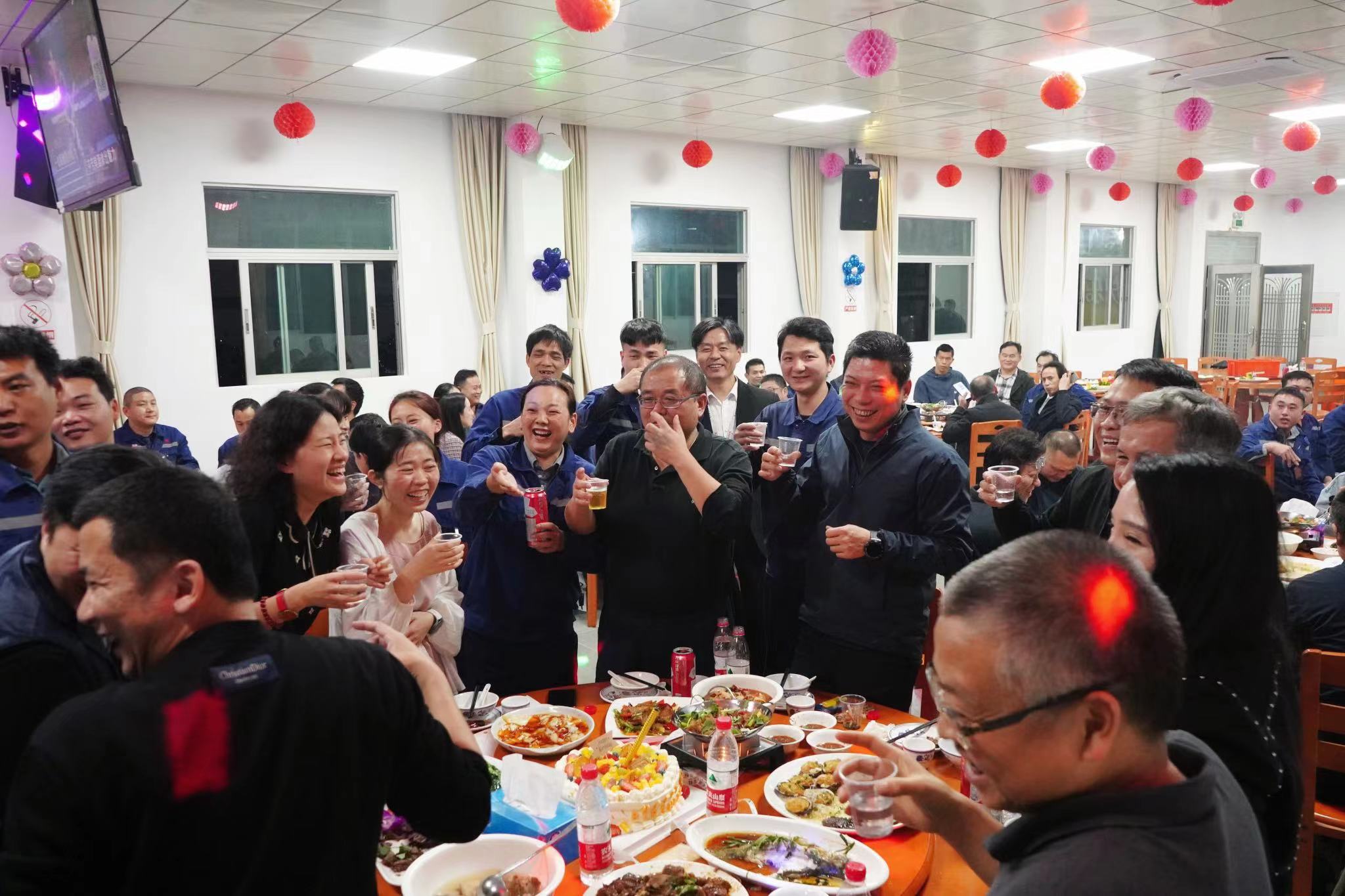 精品无码国产AV一区二区三区