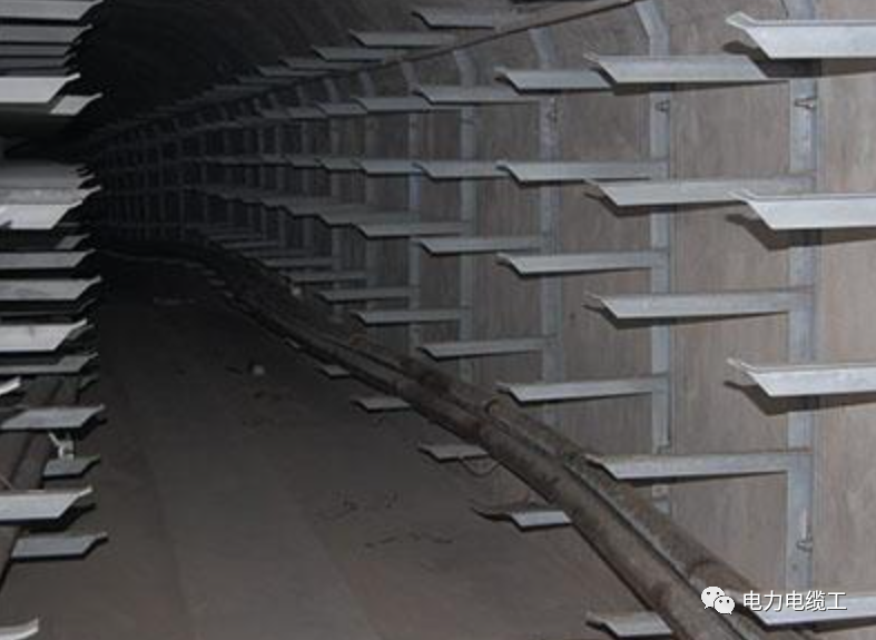 精品无码国产AV一区二区三区