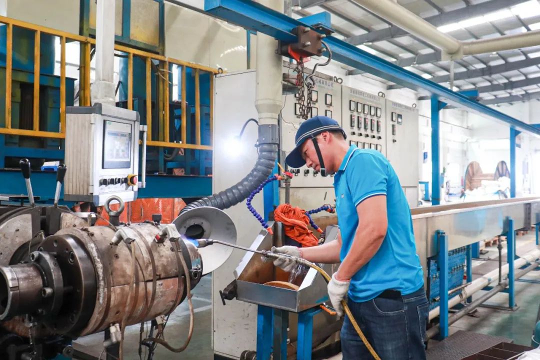 精品无码国产AV一区二区三区