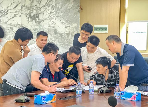 精品无码国产AV一区二区三区