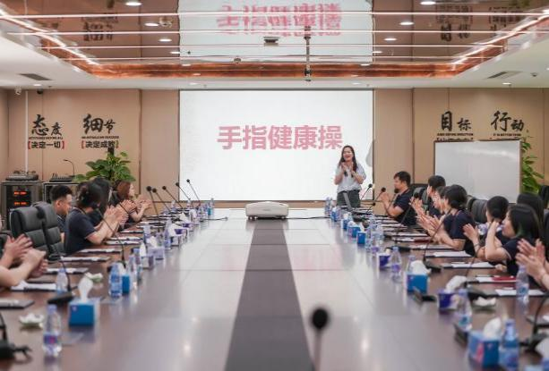 精品无码国产AV一区二区三区