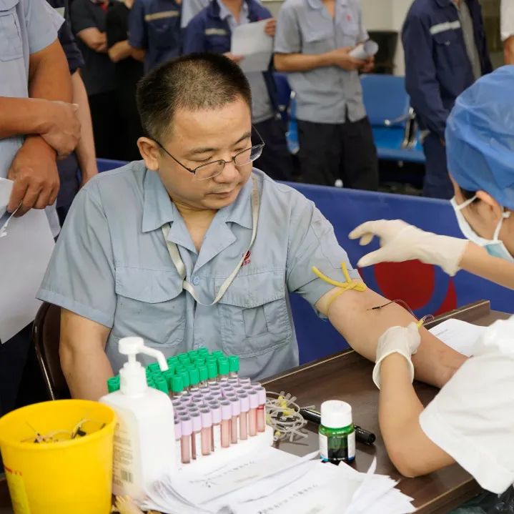 精品无码国产AV一区二区三区